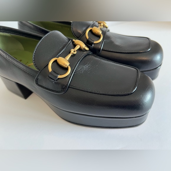 GUCCI NWOT - Horsebit black women’s loafers - Picture 1 of 15